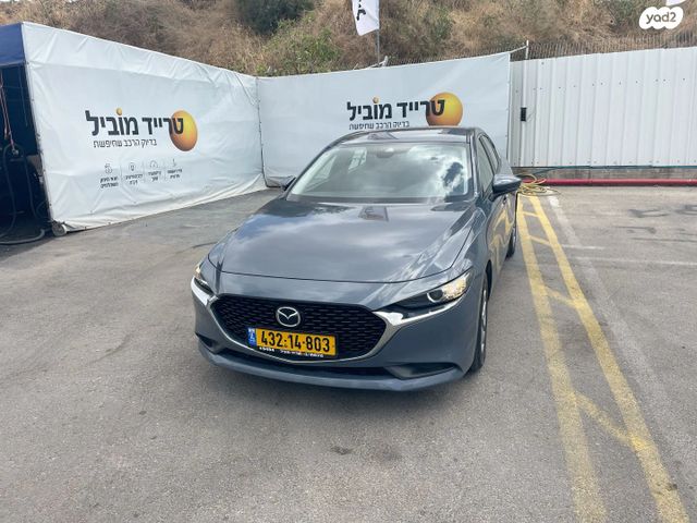 מודעת רכב מאזדה 3