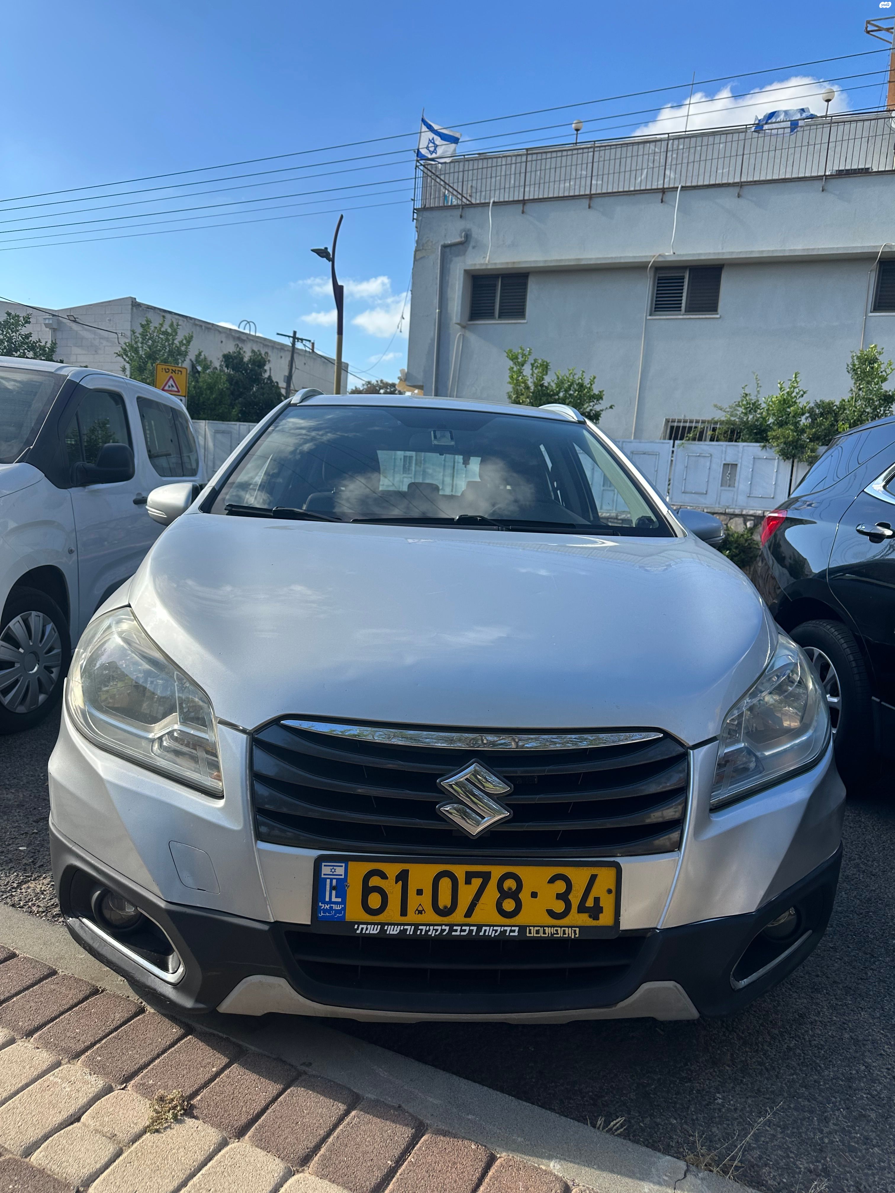מודעת רכב סוזוקי קרוסאובר