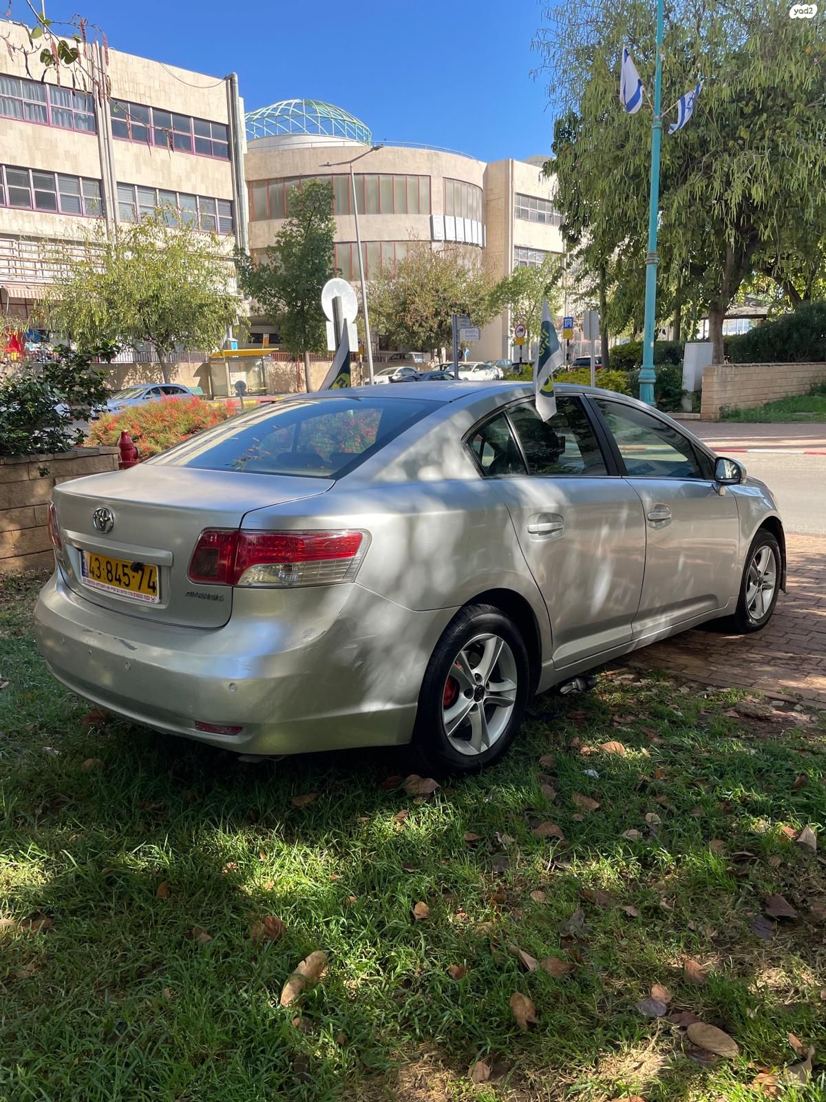 מודעת רכב טויוטה אוונסיס 1