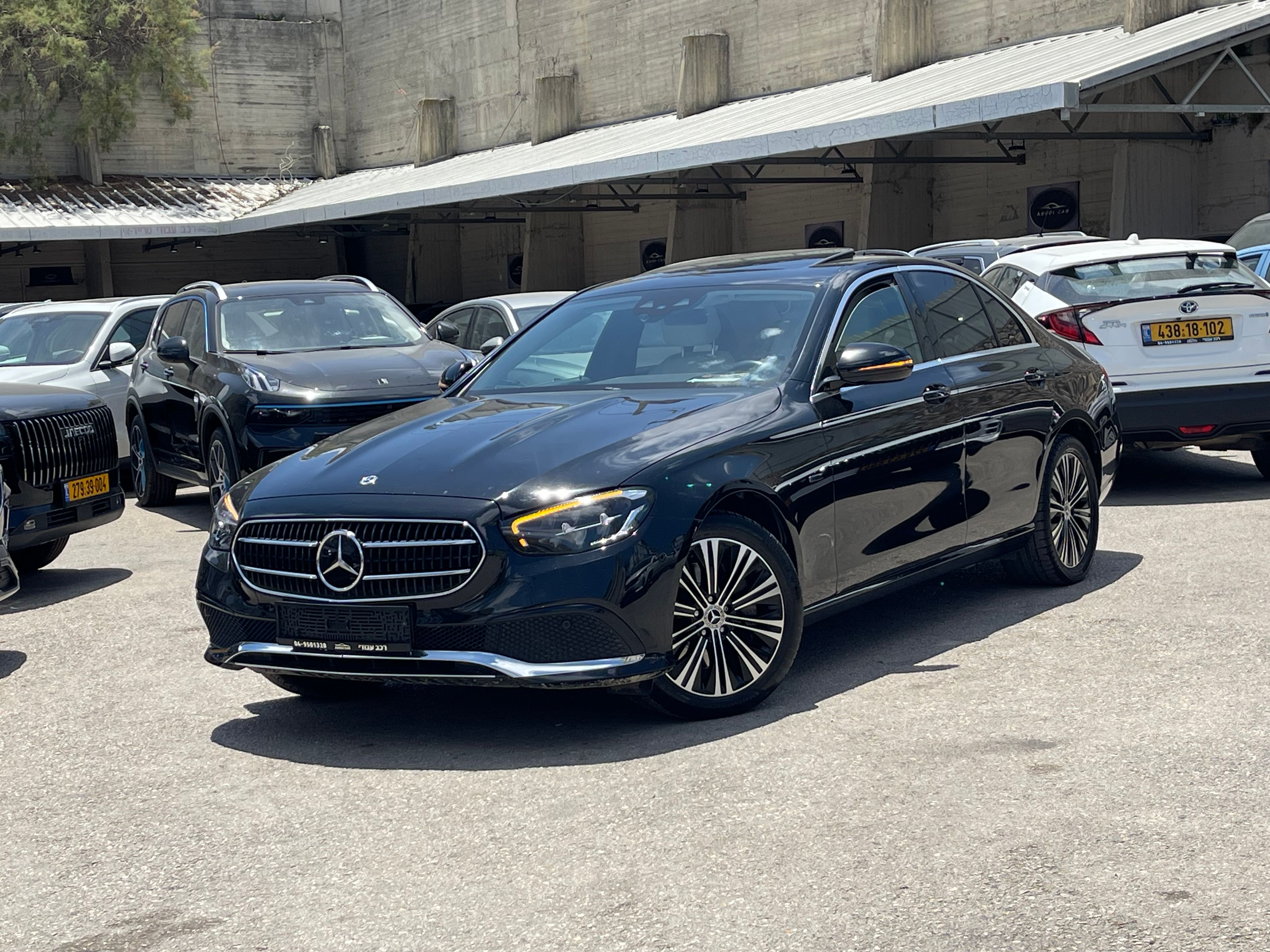 מודעת רכב מרצדס-בנץ E-class