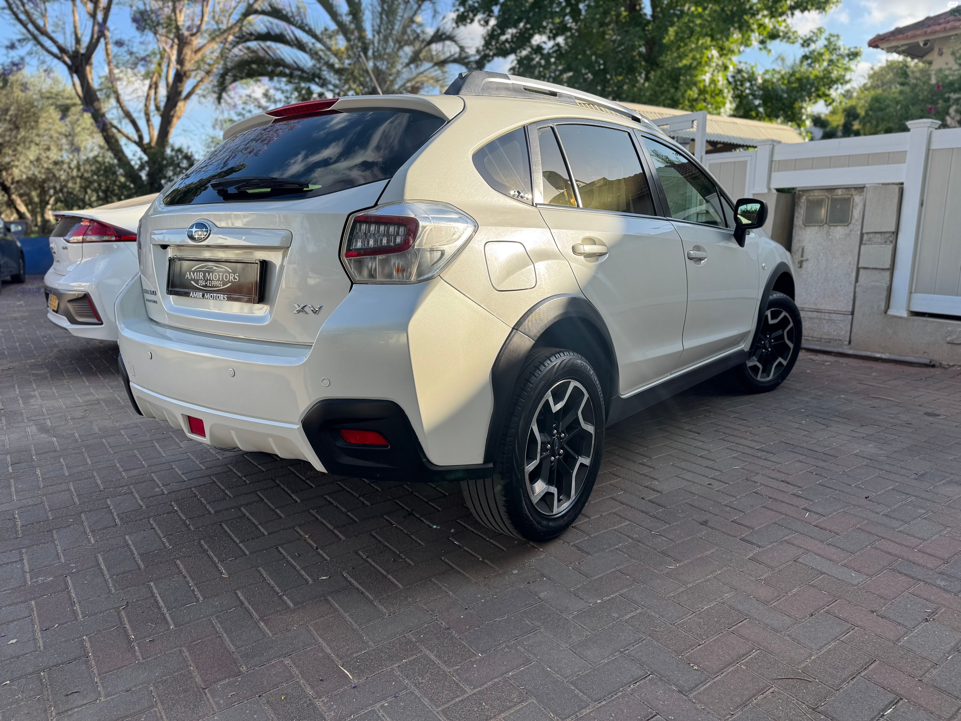 מודעת רכב סובארו XV 1