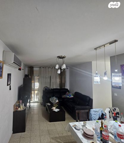 דירה, גרשון ש"ץ 10, נאות שמיר, רמלה