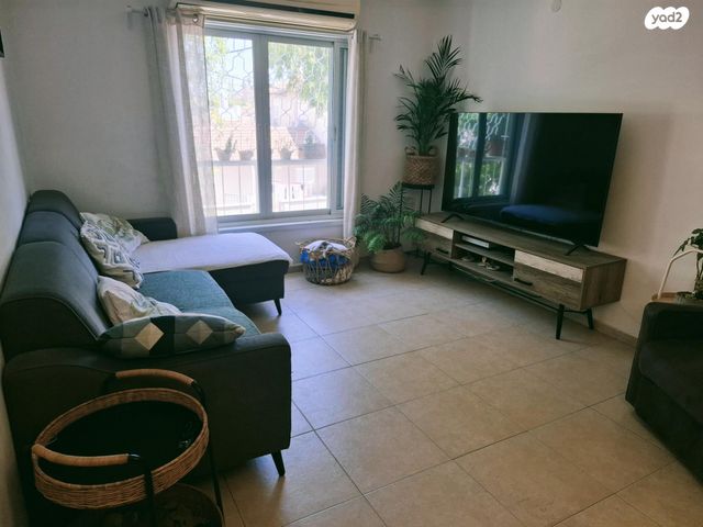 דירה, יחזקאל 3, קפלן, בנה ביתך, כפר סבא