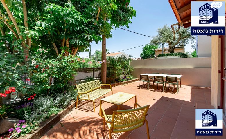 בית פרטי/ קוטג', נווה עוז, פתח תקווה