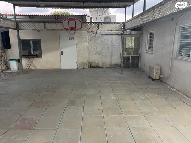 דו משפחתי, הבנים, ברנע, אשקלון