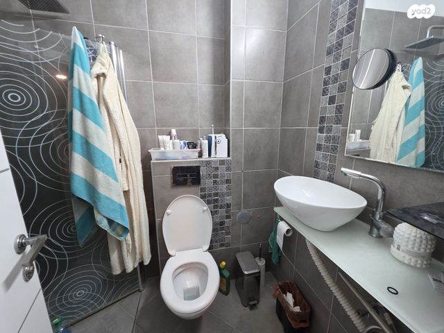 דירת גן, יהושפט, ערד