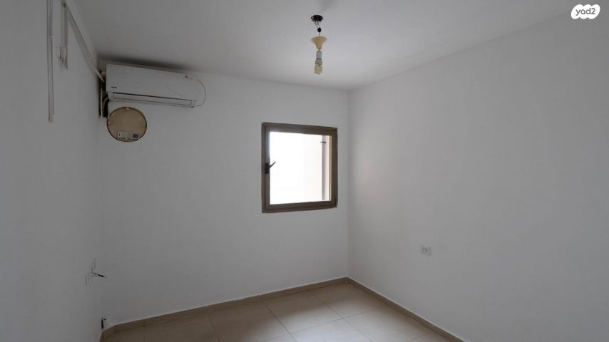 דירה, הדס 10, קרית אילון, חולון