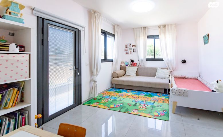 דו משפחתי, הדר גנים, פתח תקווה