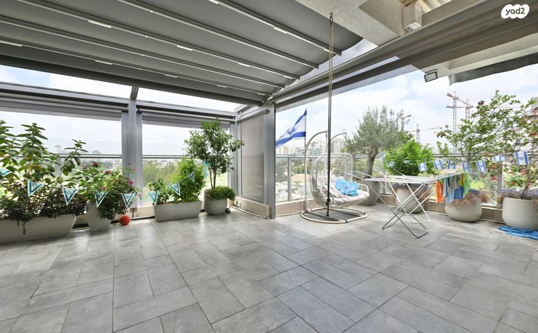 גג/ פנטהאוז, הזמיר, המרכז, קרית אונו