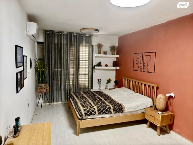 דירה, שפינוזה 22, אברמוביץ', ראשון לציון