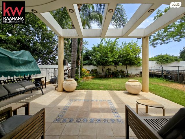 בית פרטי/ קוטג', רעננה