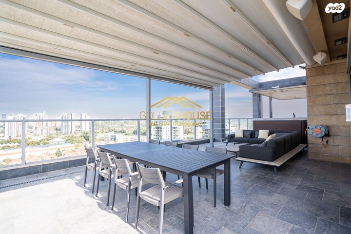 גג/ פנטהאוז, רמות מנחם, הוד השרון