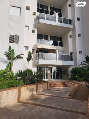 דירה, שדרות העצמאות 8, עצמאות יוספטל, בת ים