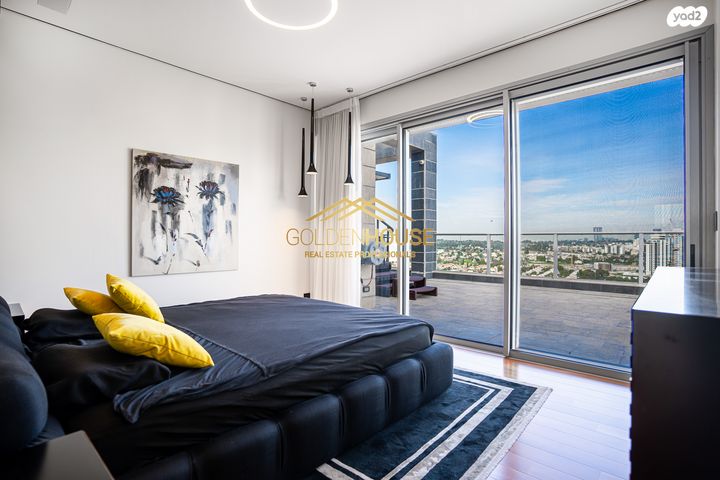 גג/ פנטהאוז, רמות מנחם, הוד השרון