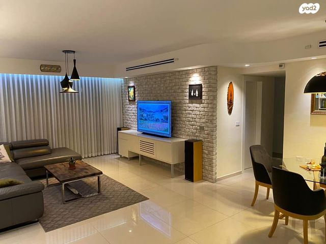 דירת גן, הקריה מע"ר, אשדוד