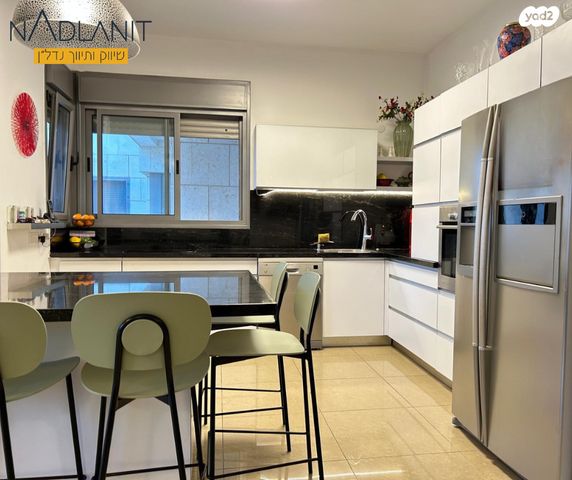 גג/ פנטהאוז, רבקה אמנו, מוריה, מודיעין מכבים רעות