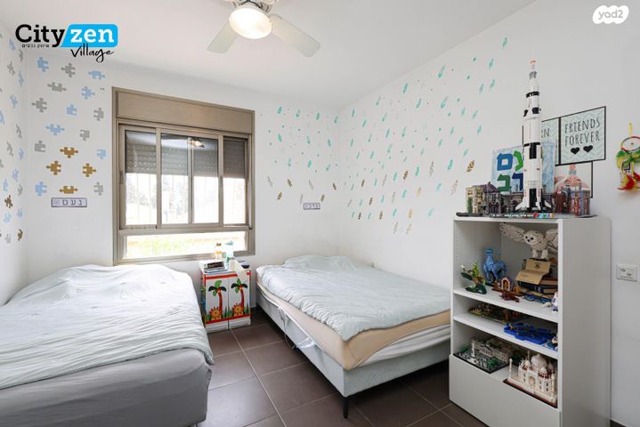 דו משפחתי, אבן יהודה