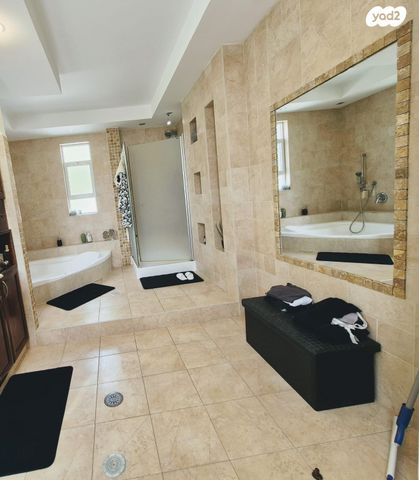 בית פרטי/ קוטג', מיתר / כרמית