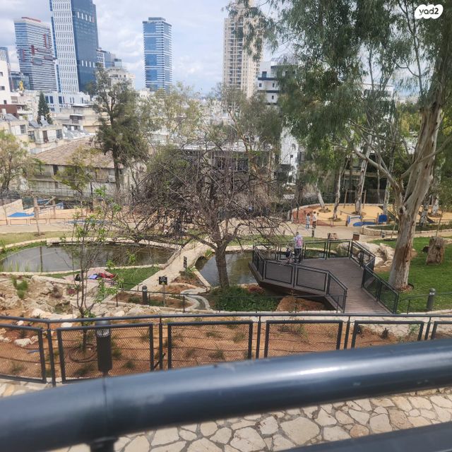 דירה, קריניצי, שכונת בן גוריון, מרכז העיר ג', רמת גן