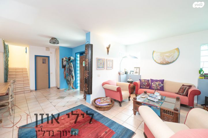 בית פרטי/ קוטג', איילת השחר, מרכז המושבה, אבן יהודה