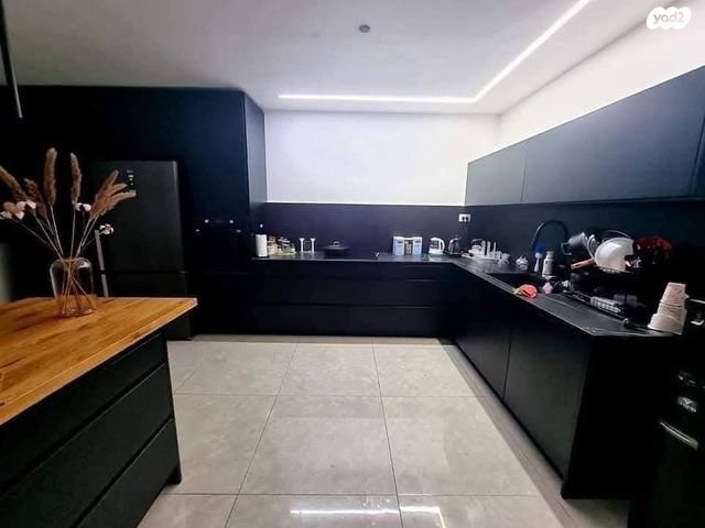 דירת גן, דוד רמז, נווה רמז, חולון