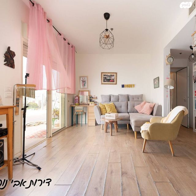 גג/ פנטהאוז, רמז, מערב ותיק, ראשון לציון