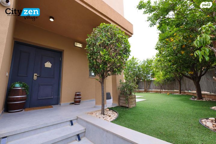 דו משפחתי, אבן יהודה