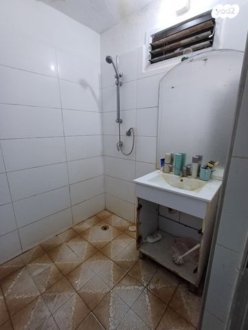 דירה, שבטי ישראל 29, בני ישראל, קרית גת