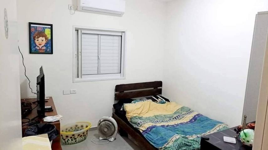 גג/ פנטהאוז, קיבוץ גלויות, רסקו ב', חולון