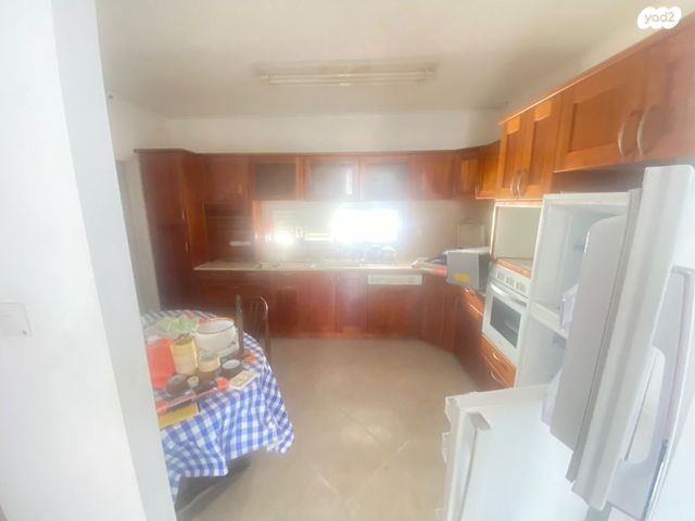 דירה, שדרות העצמאות 8, עצמאות יוספטל, בת ים