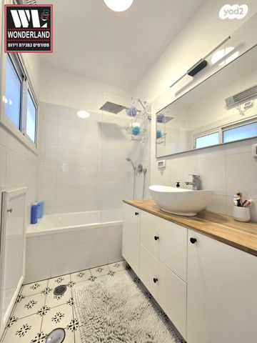 דירה, שינקין, גבעתיים