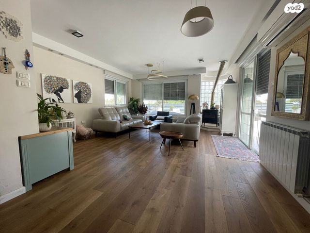 בית פרטי/ קוטג', האגוז, גבעון החדשה, גבעון החדשה