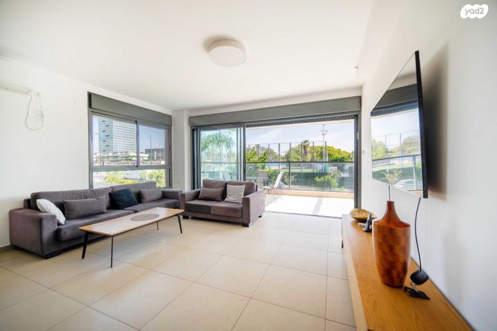 דירה, מבצע דקל, נווה גן, פתח תקווה