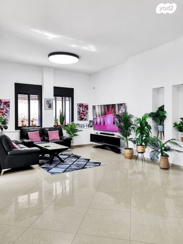 בית פרטי/ קוטג', יצחק ולבר, נאות לון, באר שבע