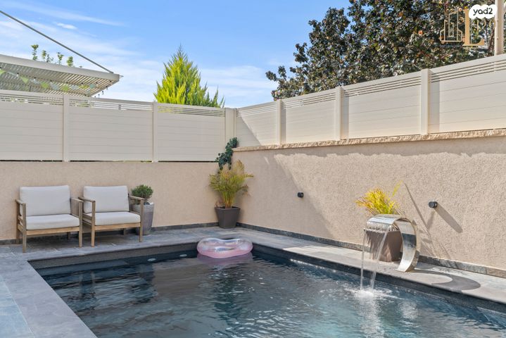 בית פרטי/ קוטג', חנה רובינא, בר לב, מזכרת בתיה