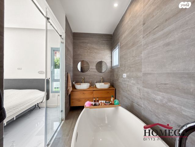 בית פרטי/ קוטג', מיתר / כרמית