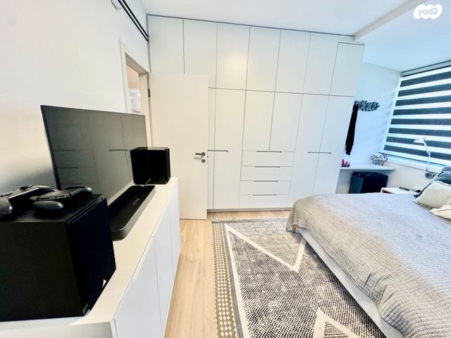 דירה, רעננה