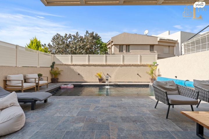 בית פרטי/ קוטג', חנה רובינא, בר לב, מזכרת בתיה