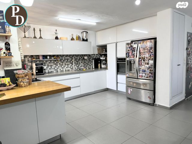 דירה, כפר יונה