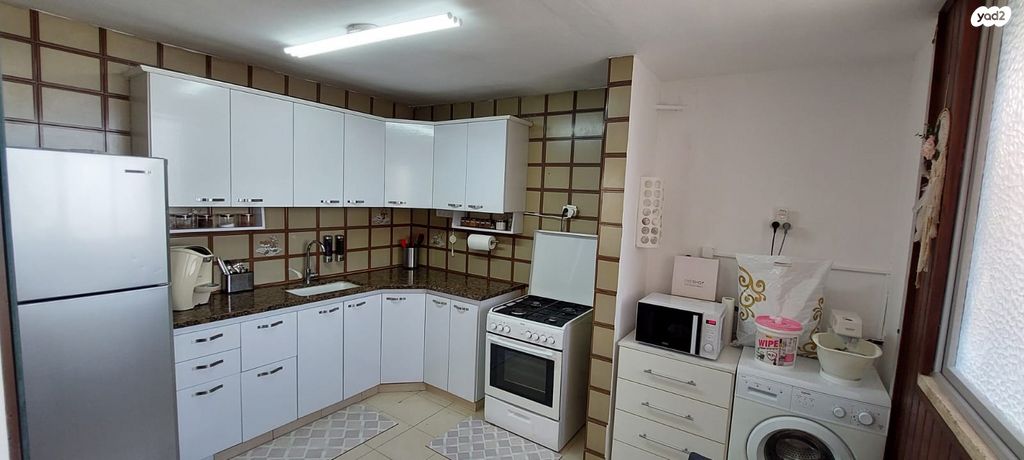 דירה, נתן אלבז, אשדוד