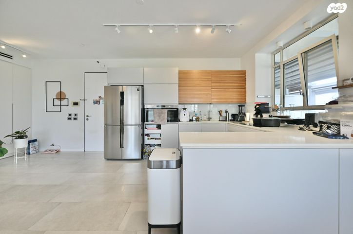 גג/ פנטהאוז, הזמיר, המרכז, קרית אונו