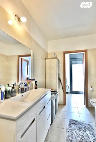 גג/ פנטהאוז, חושן, וילה דורי, שכונת הדגל, נס ציונה