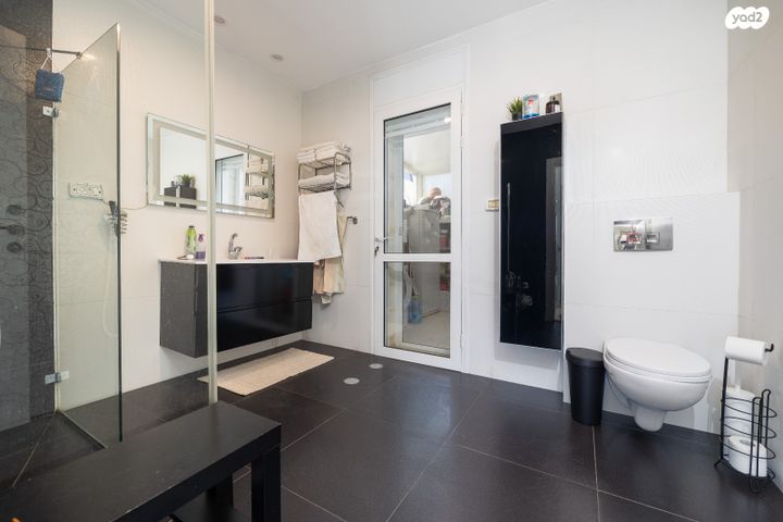 דופלקס, יאנוש קורצ'אק, קרית היובל, ירושלים