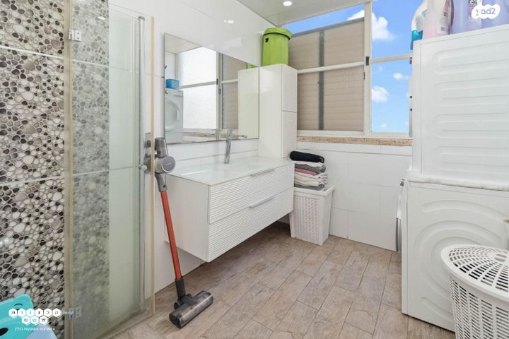 גג/ פנטהאוז, השומר, ראשון לציון