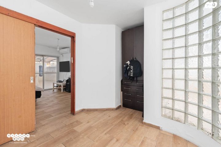 גג/ פנטהאוז, השומר, ראשון לציון