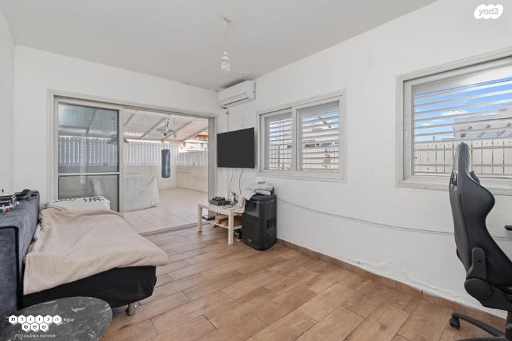 גג/ פנטהאוז, השומר, ראשון לציון