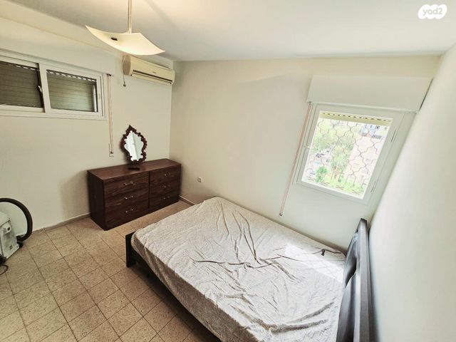 דירה, שיכון ותיקים, חולון