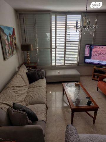 גג/ פנטהאוז, נווה דוד רמז, רעננה