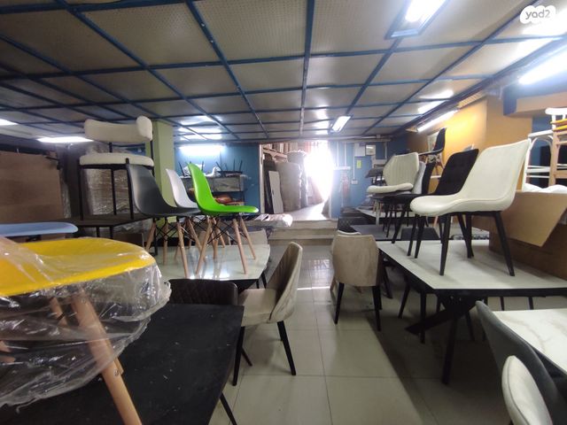 חנויות/ שטח מסחרי, אזור תעשיה חדש, צפת