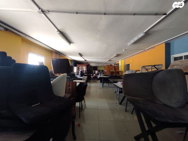 חנויות/ שטח מסחרי, אזור תעשיה חדש, צפת